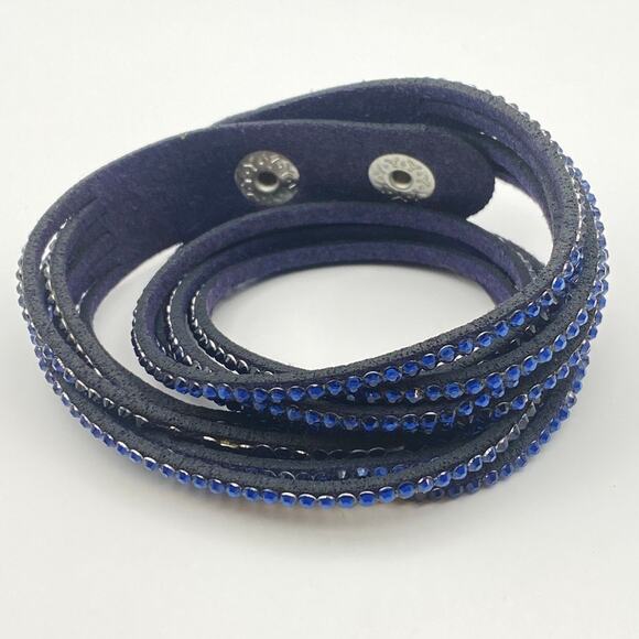 NWOT YIK FUNG Suede Wrap Around Bracelet Multi-Stranded Crystals Dark Blue Snaps - Picture 5 of 9